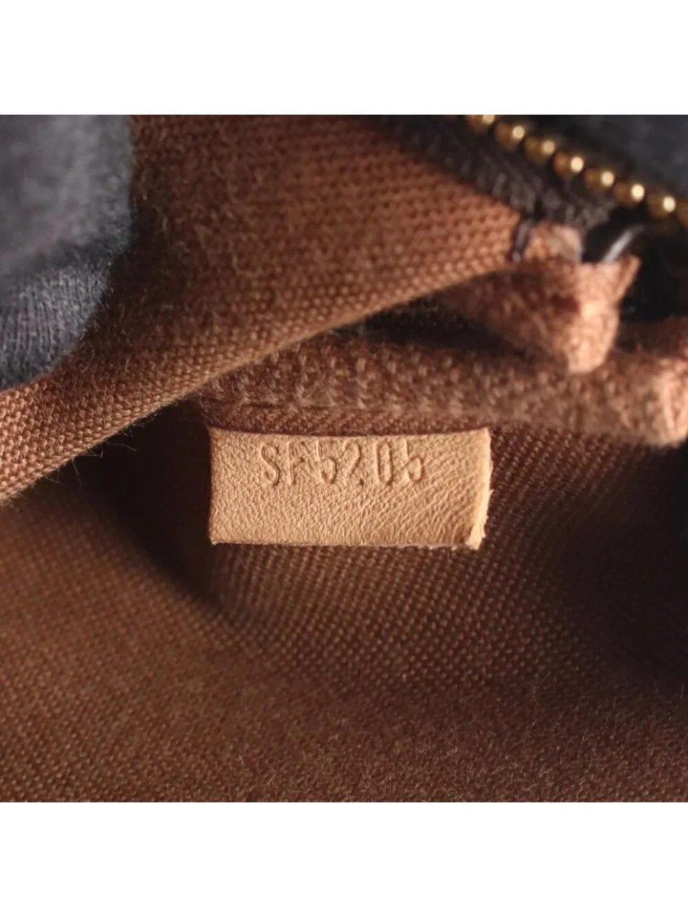Louis Vuitton slight signs